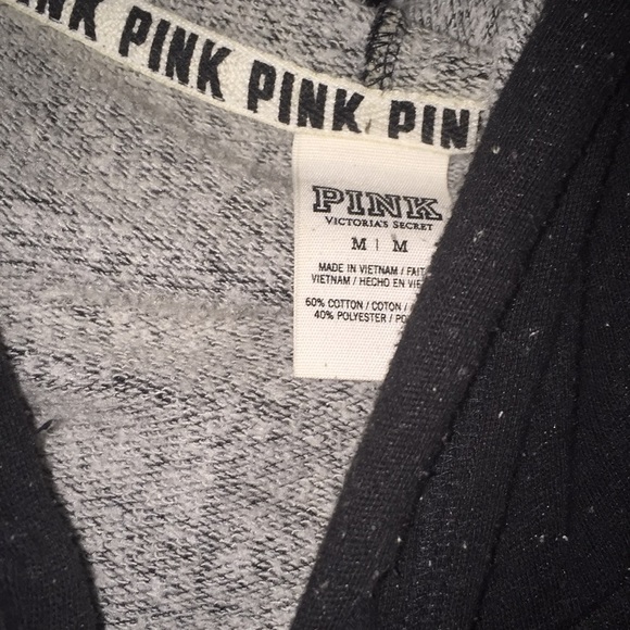 Black and white vs pink sweater - Picture 3 of 3